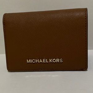 Michael Kors Crossgrain Billfold Wallet with Coin Pocket